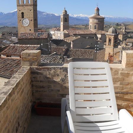 La Neviera Nel Pozzo Bed and Breakfast Offida Exteriör bild