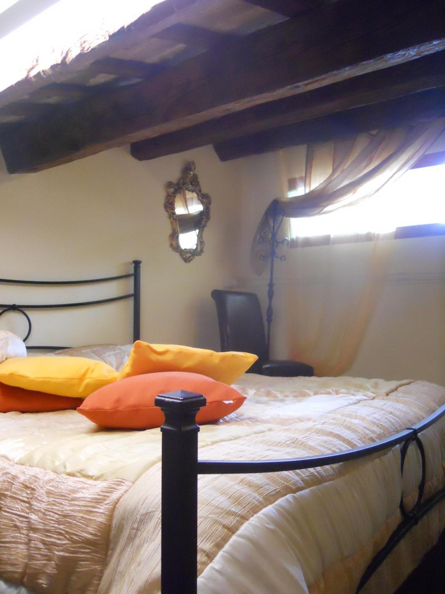 La Neviera Nel Pozzo Bed and Breakfast Offida Exteriör bild