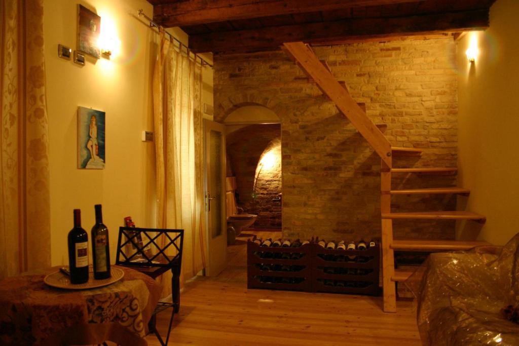 La Neviera Nel Pozzo Bed and Breakfast Offida Rum bild