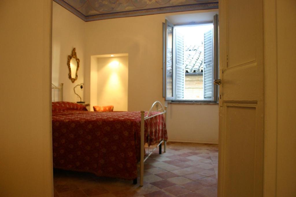 La Neviera Nel Pozzo Bed and Breakfast Offida Rum bild